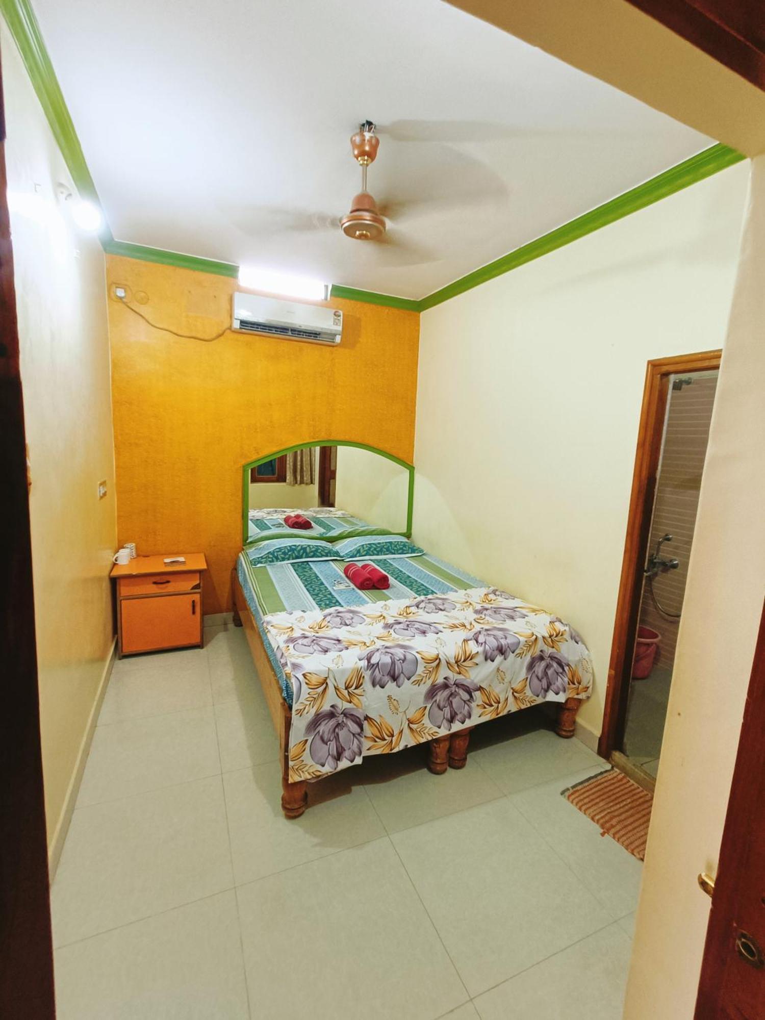 האמפי Thilak Home Stay מראה חיצוני תמונה